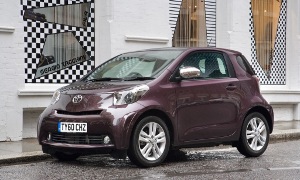 2011 Toyota iQ Gets Upgraded Interior and Euro V Engines