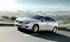 2011 Volvo V60 Sports Wagon Released, Pictures Galore