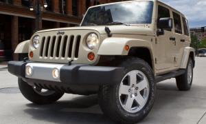 2012 Jeep Wrangler to Get Pentastar V6 and Five-Speed Auto