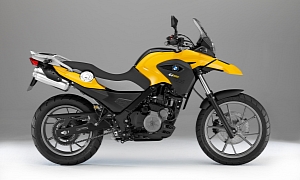 2013 BMW G650GS, the Middleweight Touring Thumper