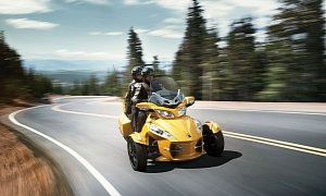 2013 Can-Am Spyder RT Gets Excessively Hot, Now under Recall, Aprilia Has Issues in Canada, Too