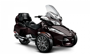 2013 Can-Am Spyder RT Limited Is A Luxury Touring Machine