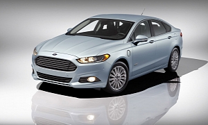 2013 Ford Fusion Energi PHEV Does 100 MPGe <span>· Photo Gallery</span>
