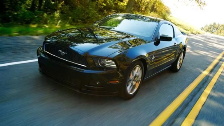 2013 Mustang V6 Pony Package