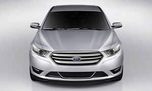 2013 Ford Taurus 2.0 Ecoboost Rated at 32 MPG