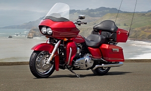 2013 Harley-Davidson Road Glide Ultra, the Fully-loaded Cruiser