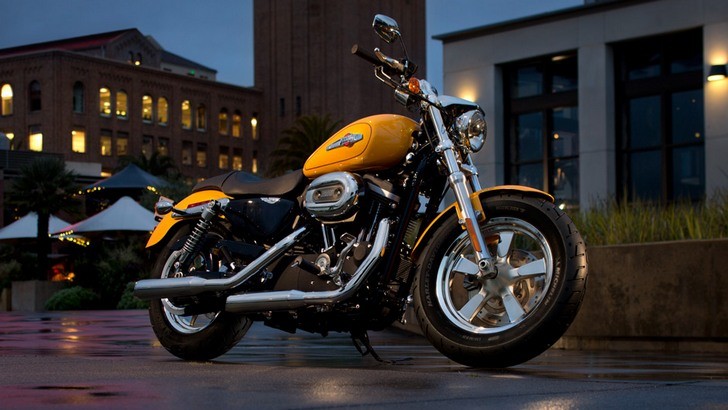 2013 2013 Harley-Davidson Sportster 1200 Custom