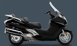 2013 Honda Silver Wing ABS, the Scooter-Sized Gold Wing Equivalent