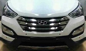 2013 Hyundai Santa Fe / ix45 Spotted Undisguised