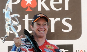 2013 IOM TT: McGuinness Wins the Senior Race, Incident with 10 Injured