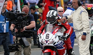 2013 IOM TT: Michael Dunlop Wins the Joey Dunlop TT Championship Trophy