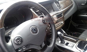 2013 Kia K9 / Opirus Interior Revealed. Is This the Production Kia GT?