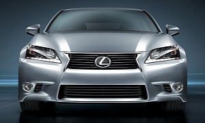 2013 Lexus GS Named IIHS Top Safety Pick