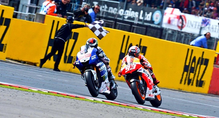 Thrilling battle between Lorenzo and MArquez at Silverstone