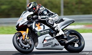 2013 MotoGP: Lorenzo Leads Day 2 of the Second Test at Sepang