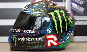 2013 MotoGP: Lorenzo Shows "Graffiti" Helmet Design for Catalunya
