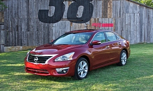 2013 Nissan Altima Hits US Showrooms