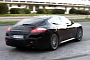 2013 Porsche Panamera Facelift Spied at Gas Station