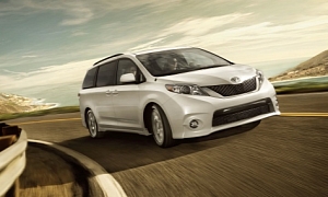 2013 Toyota Sienna Is a “Practical, Easy Drive” - The Weekly Driver