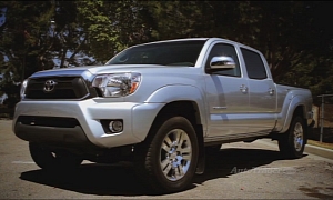 2013 Toyota Tacoma Review by Auto Trader