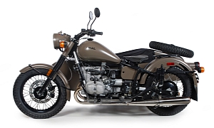 2013 Ural M70 Retro, the Road-Friendly Sidecar Motorcycle