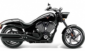 2013 Victory Hammer 8-Ball Muscle Cruiser Owns