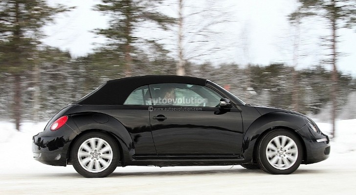 2013 VW Beetle Convertible