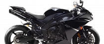 2013 Yamaha R1 Gets Two Brothers Custom Exhaust