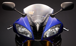 2013 Yamaha YZF-R6, City and Track Aggression-ready