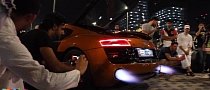2014 Audi R8 Spits Exhaust Flames for an Amazing 2 Minutes