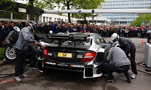 2014 DTM Mercedes-Benz Teams Present Themselves to Employees