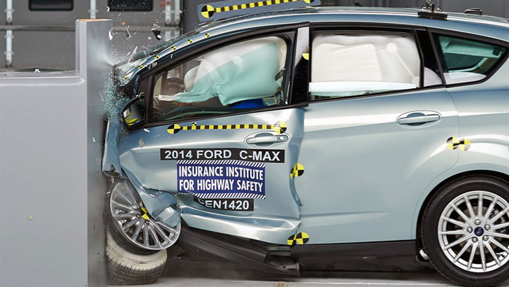 2014 Ford C-Max Hybrid IIHS crash test