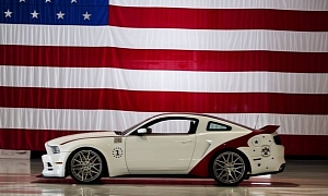 2014 Ford Mustang US Air Force Thunderbirds Edition Revealed