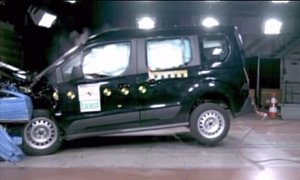 2014 Ford Tourneo Connect Gets 5-Star Euro NCAP Rating