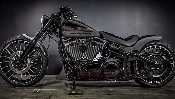 2014 Harley-Davidson Breakout Melk no. 12