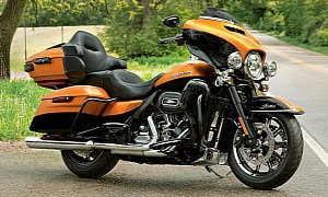 2014 Harley-Davidson Ultra Limited Touring Bike XXX