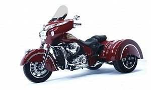 2014 Indian Chief Trikes from Roadsmith Break Cover