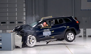 2014 Jeep Cherokee Named IIHS Top Safety Pick