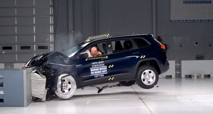 2014 Jeep Cherokee crash test