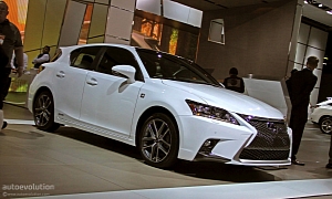 2014 Lexus CT 200h Shows Its Spindle in Detroit <span>· Live Photos</span>