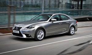 2014 Lexus IS Gets Advanced Technology Pack