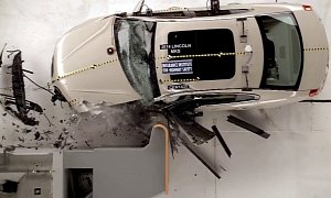 2014 Lincoln MKS Crash Tested by the IIHS