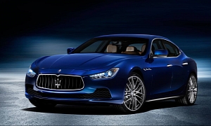 2014 Maserati Ghibli Looks Stunning in “Blu Emozione”