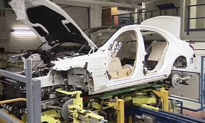 2014 Mercedes-Benz S-Class Enters Production in Sindelfingen