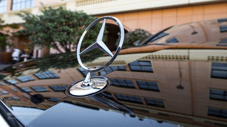 2014 Mercedes-Benz S-Class Star Decays
