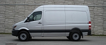 2014 Mercedes-Benz Sprinter Gets Reviewed by Auto Guide