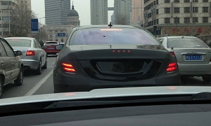 2014 Mercedes S-Class Spotted Testing in China
