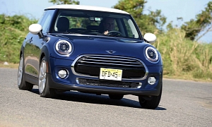 2014 MINI Cooper Review by Edmunds