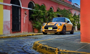 2014 MINI Cooper S Review by MotoringFile