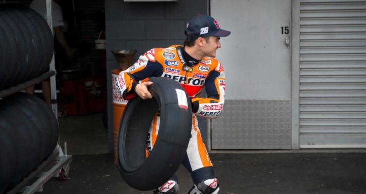 Dani Pedrosa seems happy with his tire